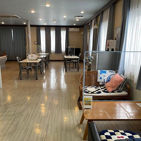 温泉ゲストハウス やすもり 本館 Hachimantai  Exteriör bild